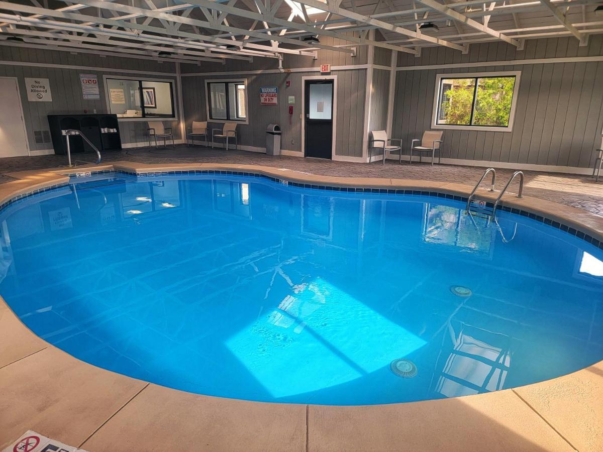 Holiday Inn Cleveland Northeast - Mentor By Ihg Εξωτερικό φωτογραφία